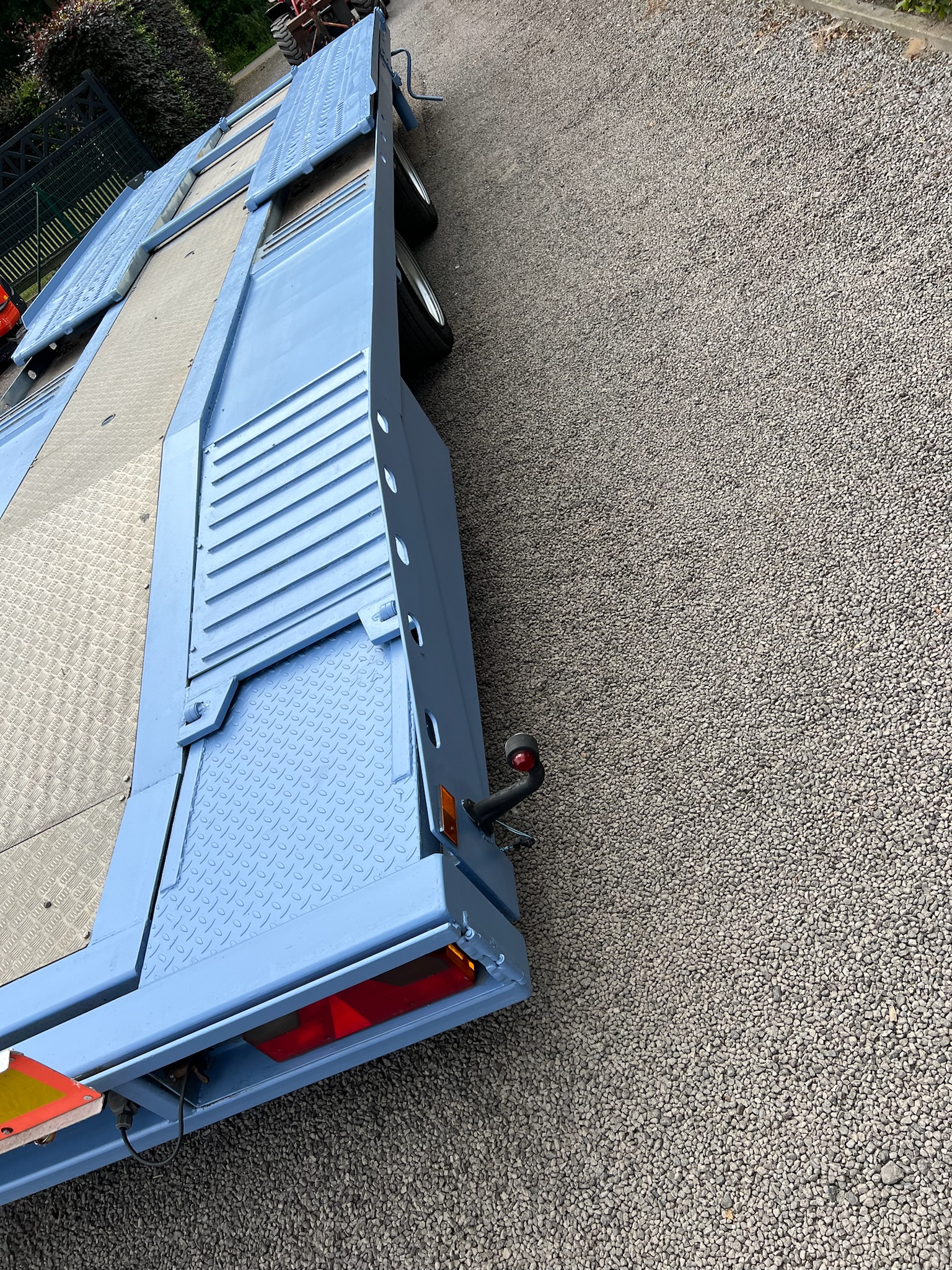 Renders auto/bestelwagen transporter IMG