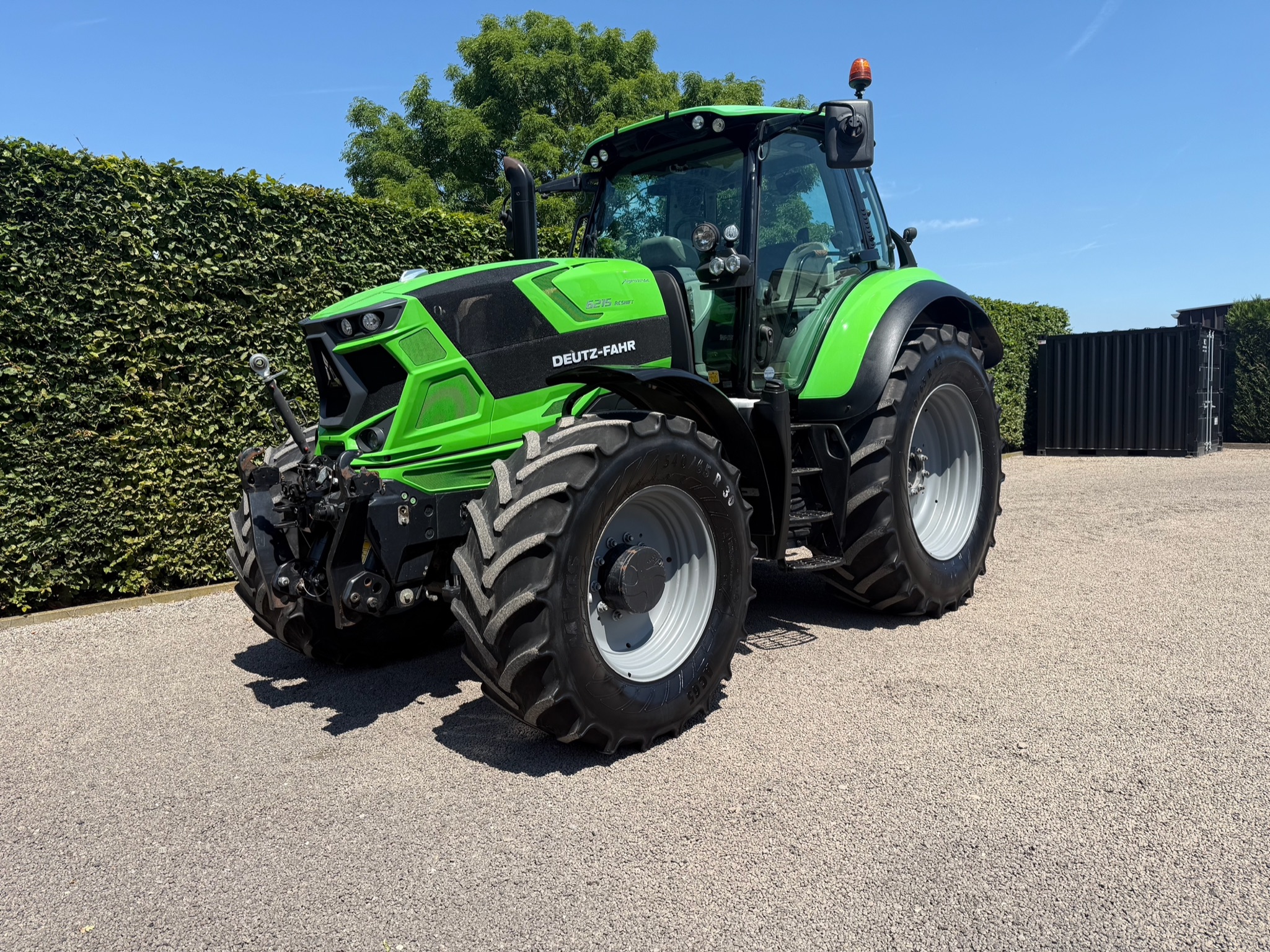 Deutz Fahr Agrotron 6215 IMG