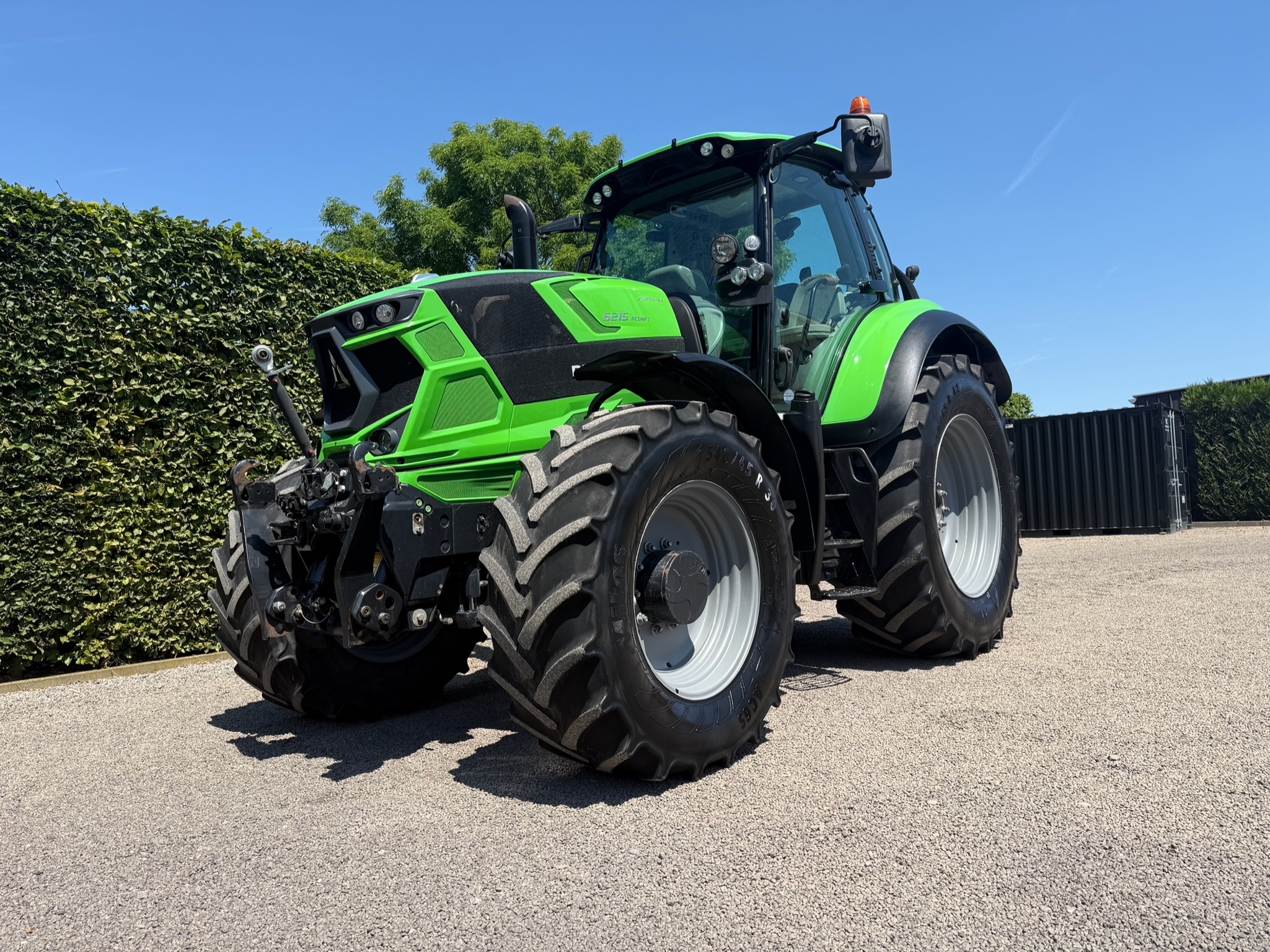 Deutz Fahr Agrotron 6215 IMG